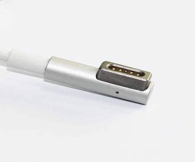 5P magnetic Apple connector